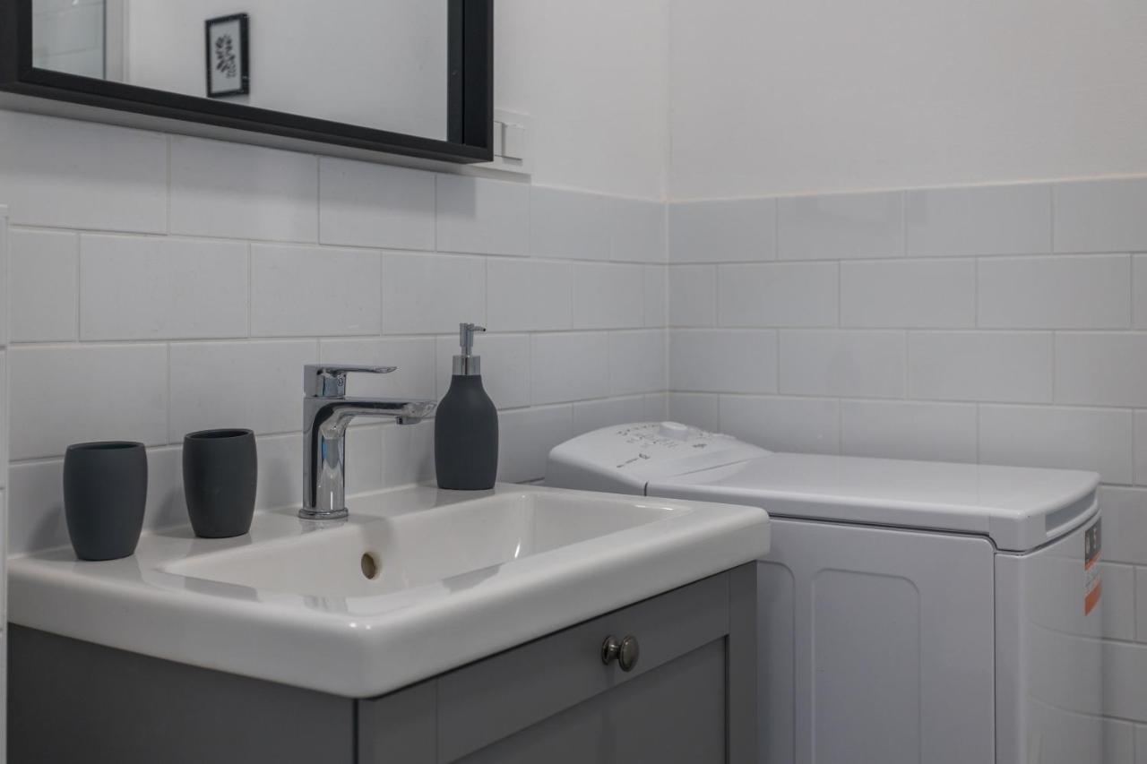 BU2 Pula Studio Apartment Esterno foto