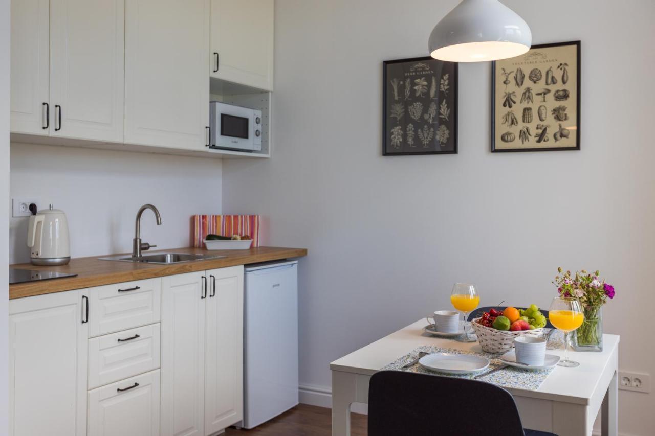 BU2 Pula Studio Apartment Esterno foto